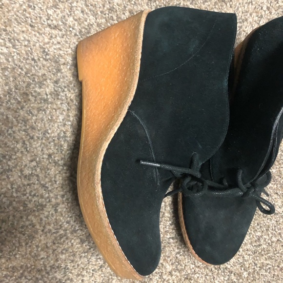 Like new Cole Haan bootie - Picture 2 of 2